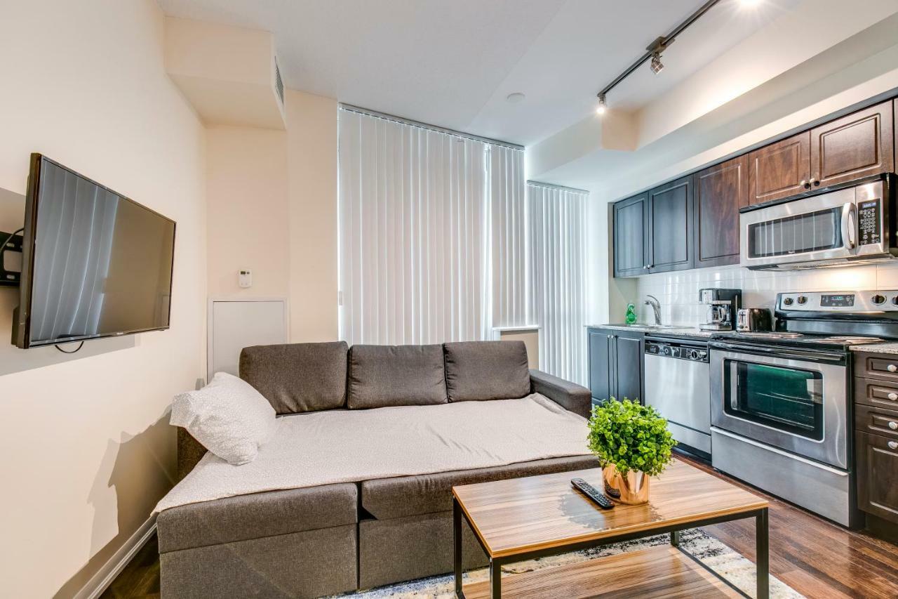 Stunning Condo Suite By Waterfront 토론토 외부 사진